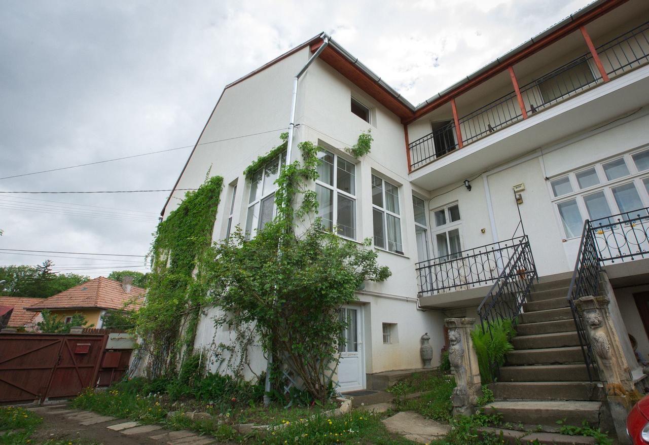 Casa Julia Hotel Odorheiu Secuiesc Ngoại thất bức ảnh